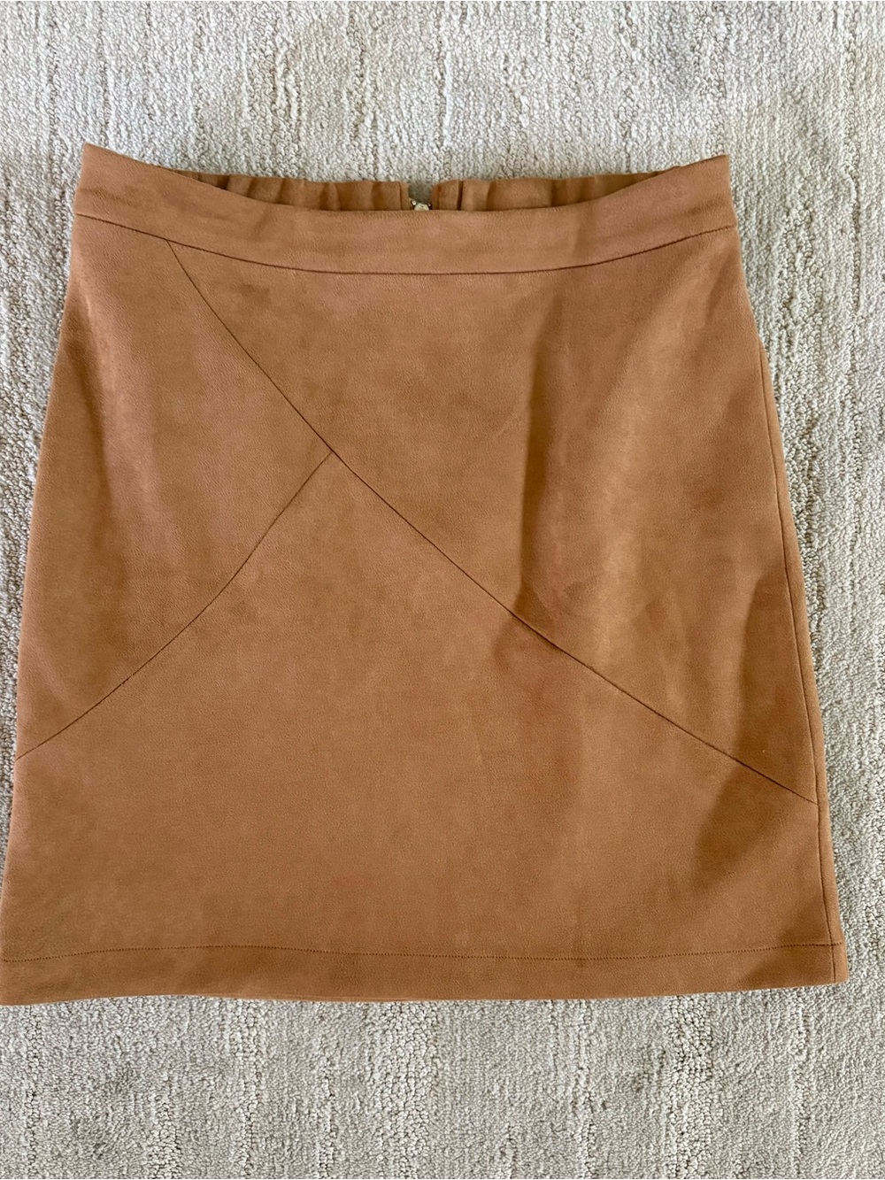 Simplee Faux Suede Tan Mini Skirt Sz L A-Line Panel Detail Boho Fall Neutral